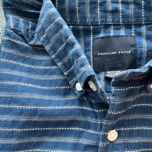 American Eagle shirt Sleeve shirt